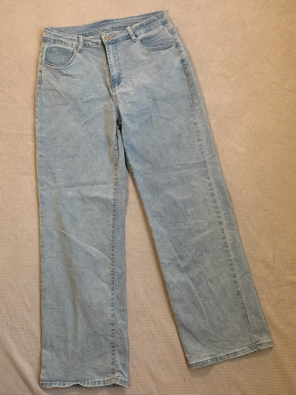 Light Blue Women’s Straight-Leg Jeans Size Large Cottonblend